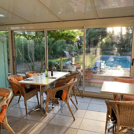 La Ferme Fanost فندق مبيت وإفطار Morangis (Essonne)