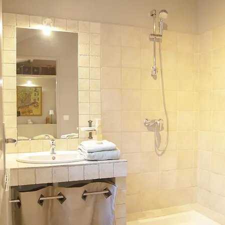 فندق مبيت وإفطار La Ferme Fanost Morangis (Essonne)