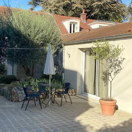 La Ferme Fanost فندق مبيت وإفطار *